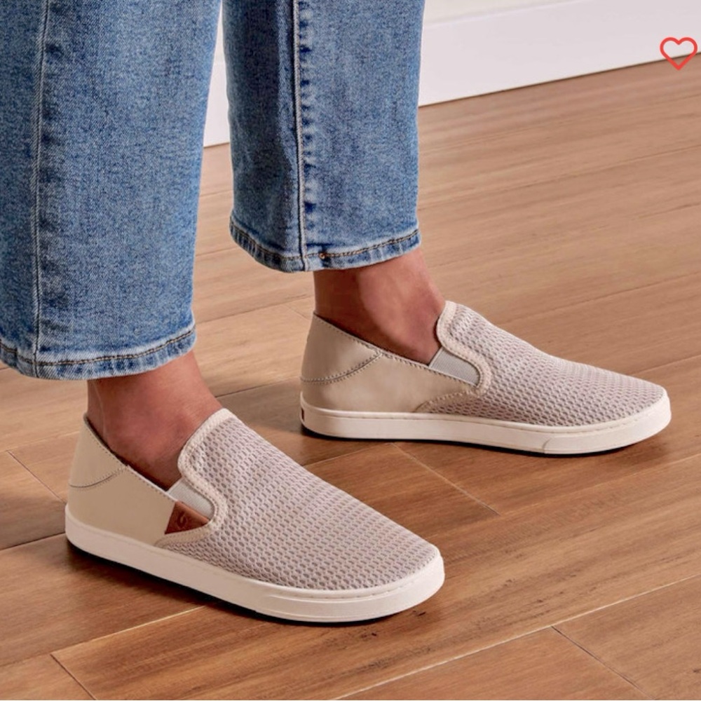 Olukai Shoes Womens Pehuea Tapa Beige size 7